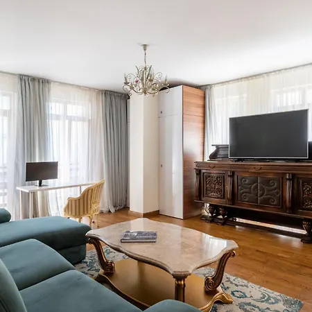 Appartement Old Town 75sqm Flat In A Modern Building - Remote Work Setup